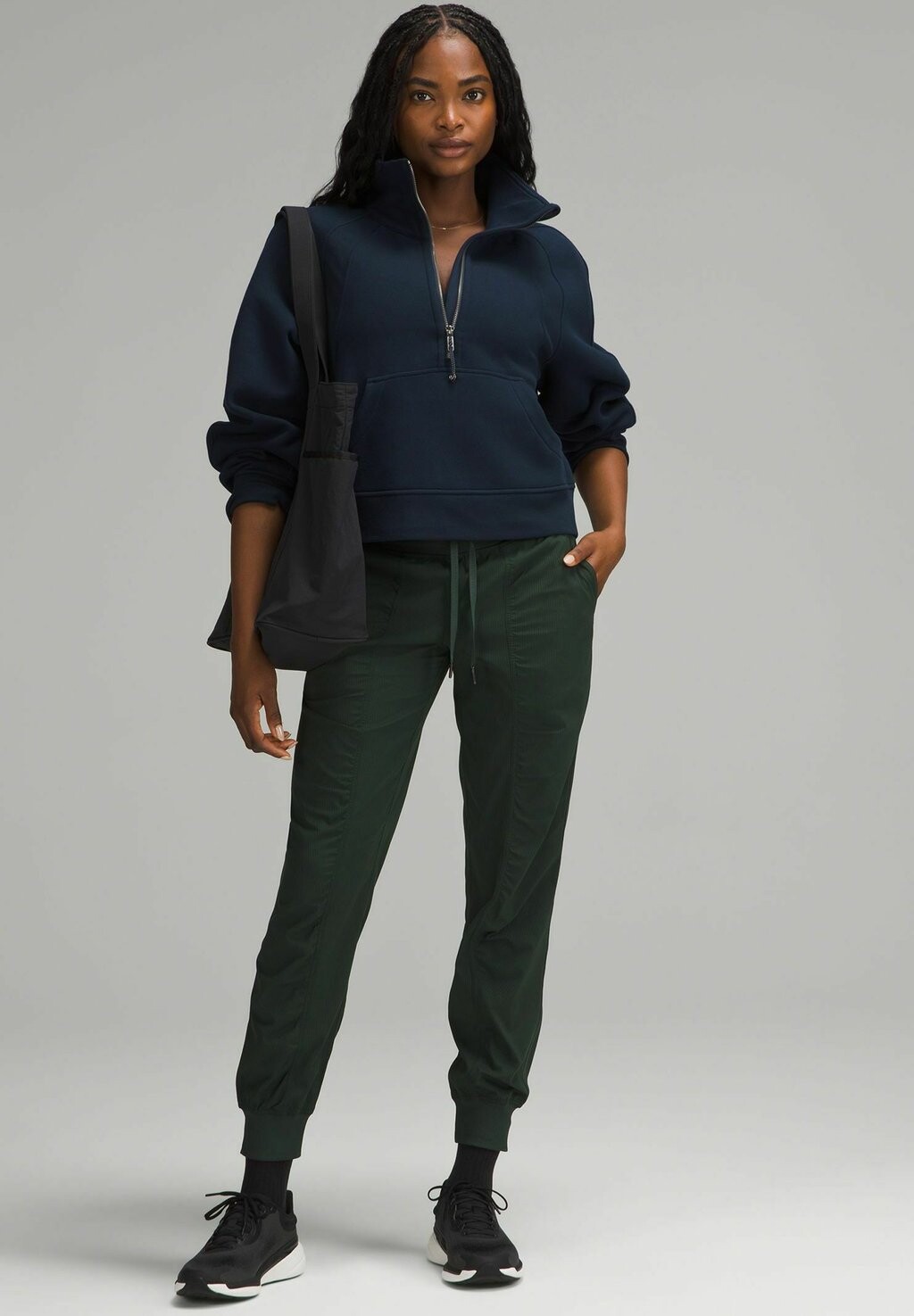 

Спортивные брюки DANCE STUDIO MID-RISE JOGGER lululemon, зеленый