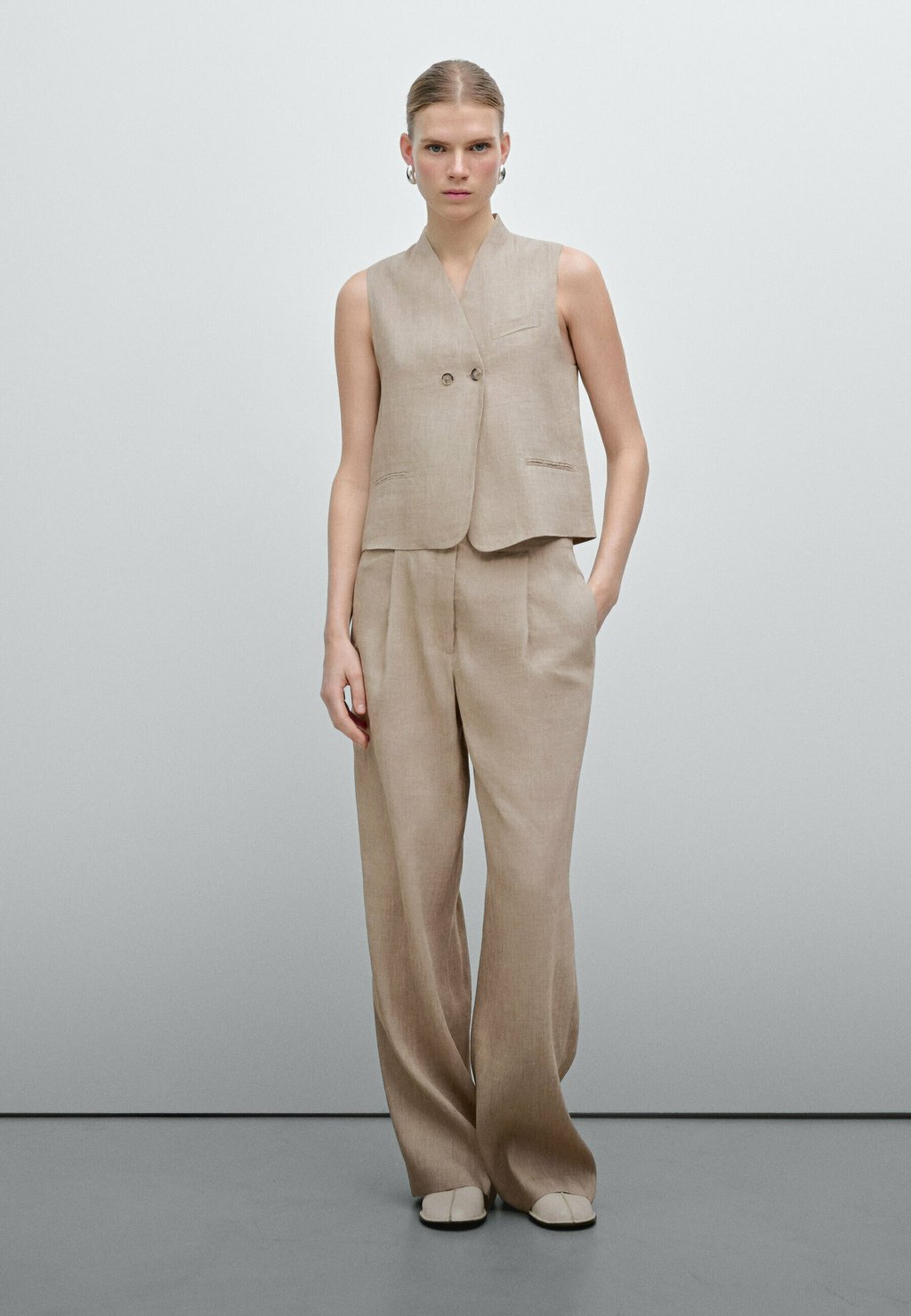 

Жилет Massimo Dutti, бежевый