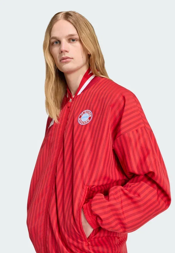 Толстовка тренировочная Adidas Performance Fc Bayern Muenchen Stadium Track Top Club Wear, алый с командным красным — фото 3