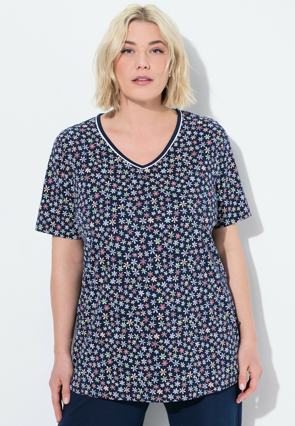 

Верх пижамы DITSY FLORAL SHORT SLEEVE Ulla Popken, мультиколор