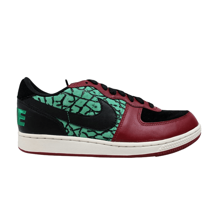 

Кроссовки Nike Terminator Low Premium, красный