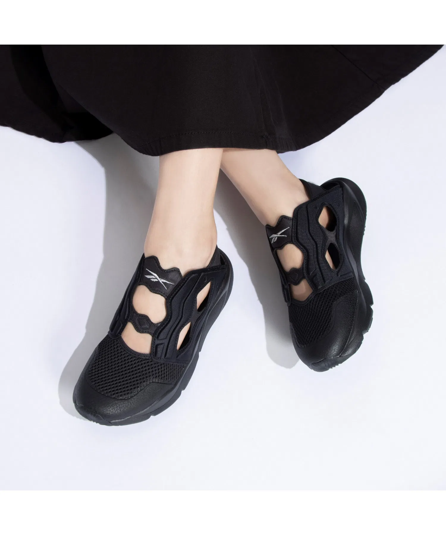 Мужские и женские кроссовки Reebok FuryLite Slip On — фото 3