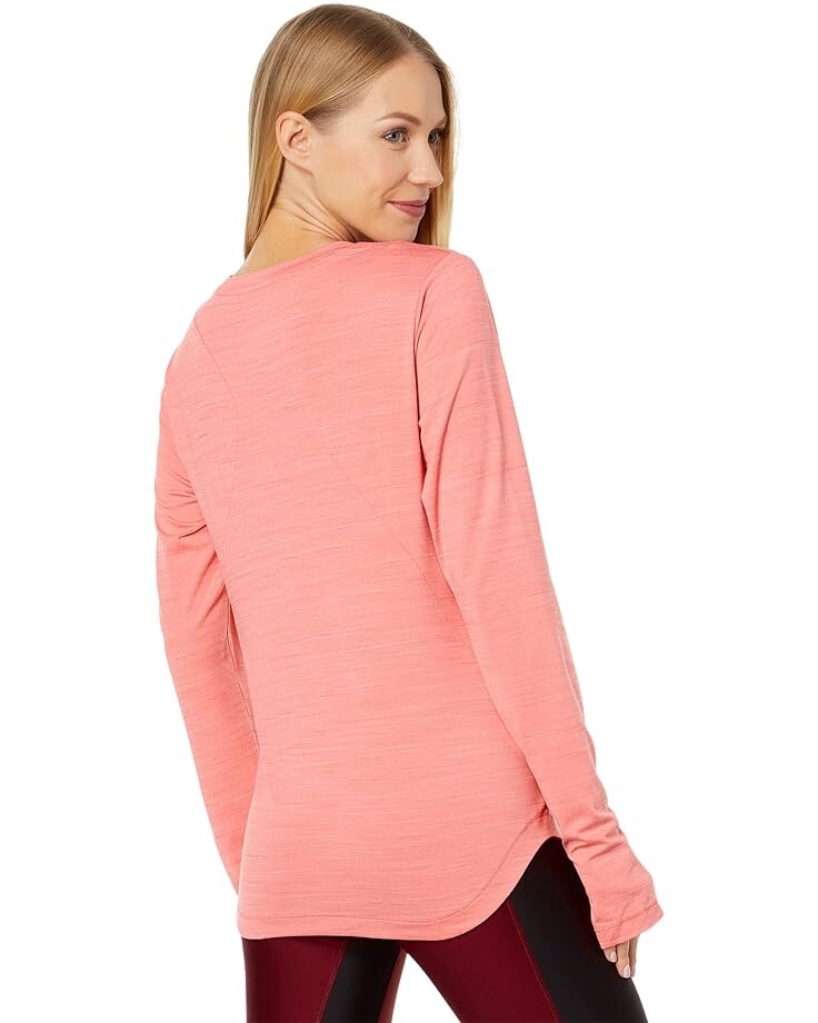 

Футболка с длинным рукавом PUMA Run Cloudspun Long Sleeve Tee, цвет Carnation Pink Heather