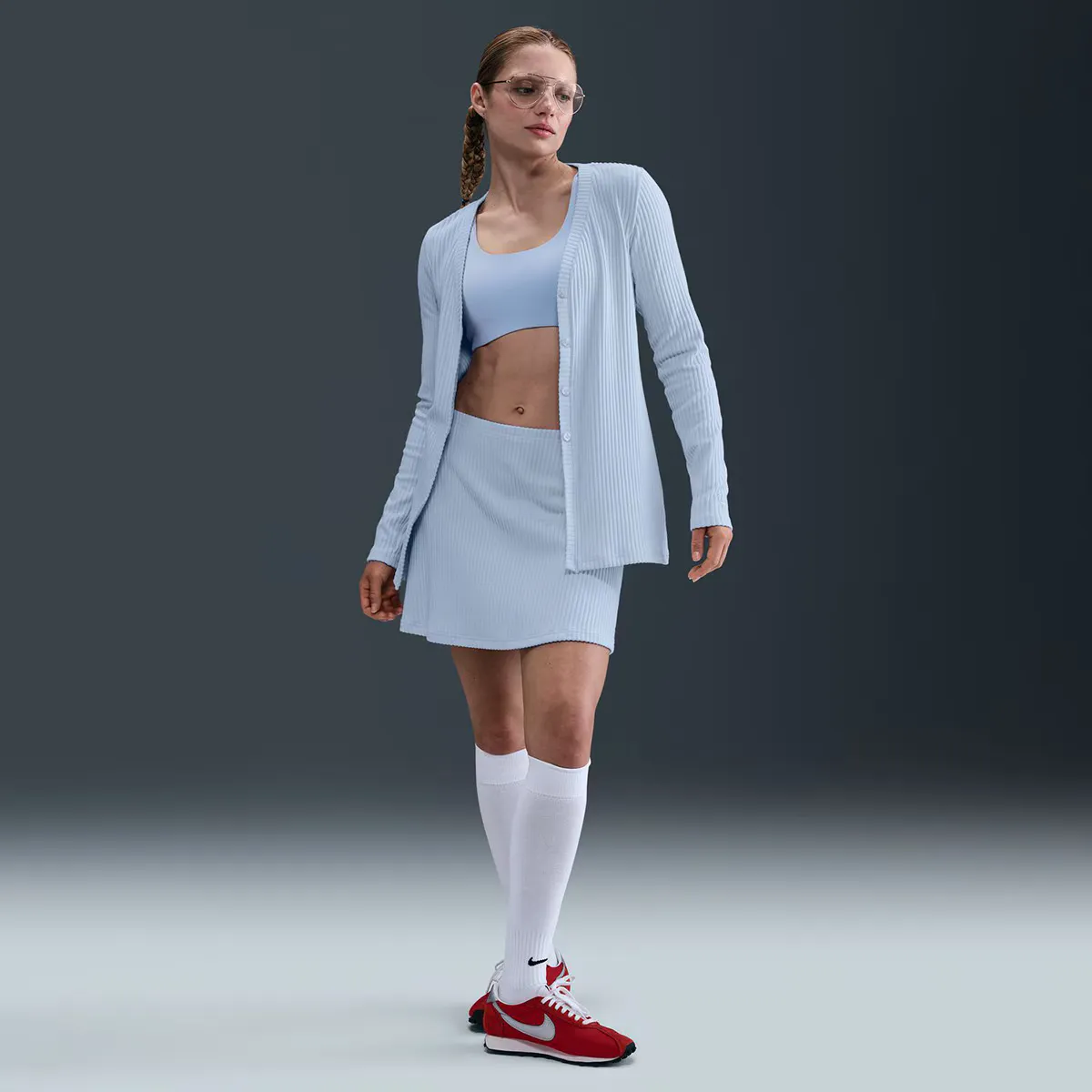 

Женская футболка Nike Sportswear Chill Rib, синий