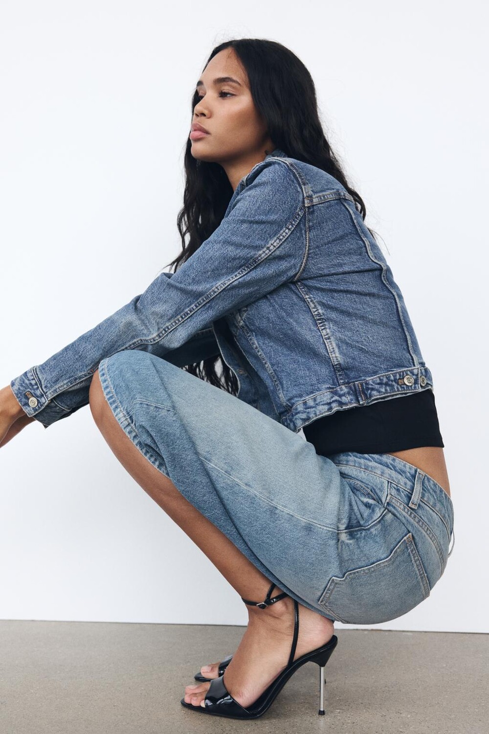 

Сандалии на металлическом каблуке с ремешками ZARA, черный