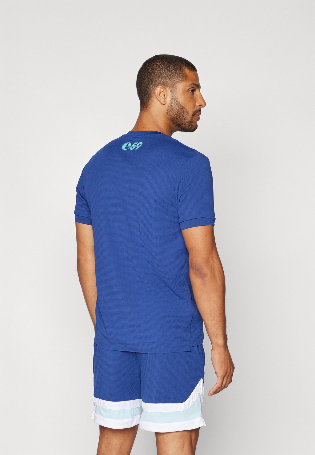

Футболка с принтом NEWCOMBE TEE Ellesse, темно-синий