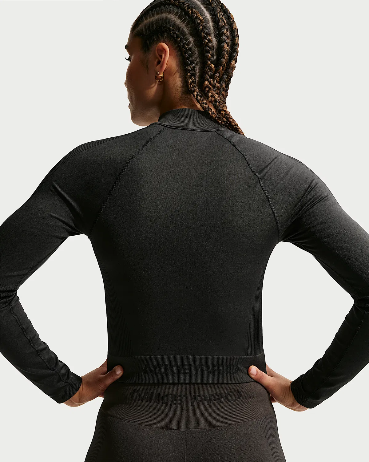 Женская тренировочная куртка на молнии Nike Pro Seamless, Dark Smoke Grey — фото 2