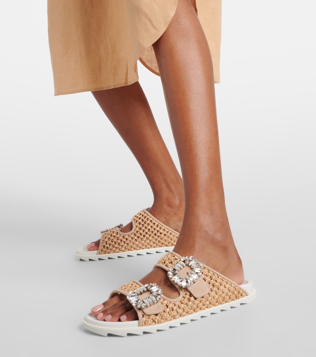 Сандалии из рафии с декором Slidy Viv' Roger Vivier, Crema Ch+Carne Med+Carne Ch — фото 4