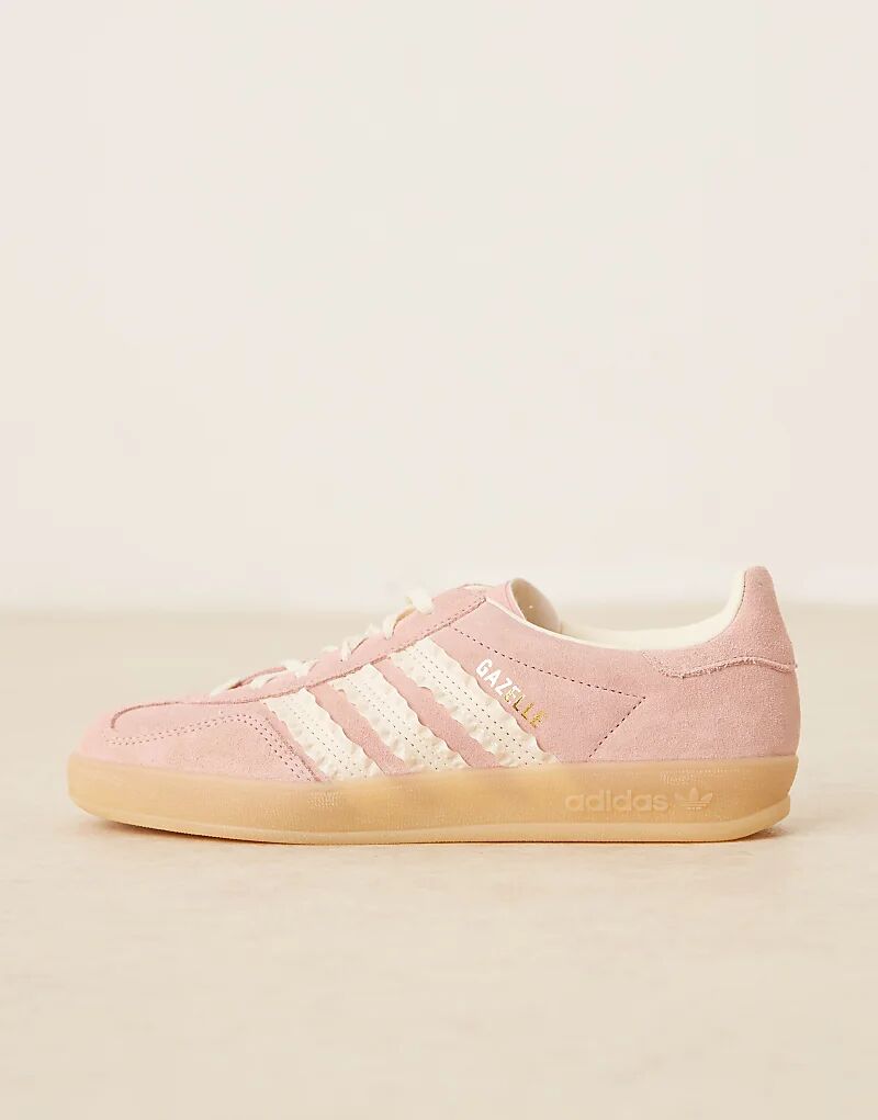 Кроссовки adidas Originals Gazelle Indoor с розовыми и белыми оборками — фото 2