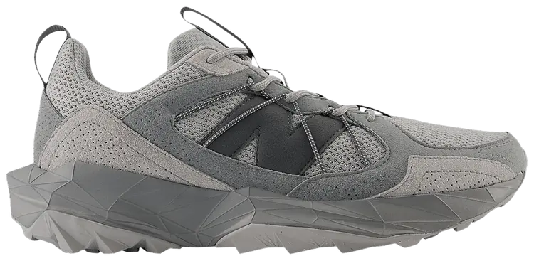 

Кроссовки New Balance Tektrel 2E Wide 'Slate Grey', серый