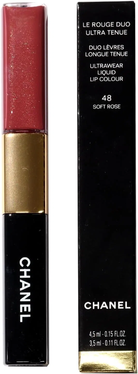 Губная помада жидкая 2-в-1 Chanel Le Rouge Duo Ultra Tuniu, оттенок 48 Soft Rose, с шармом-сердечком — фото 3