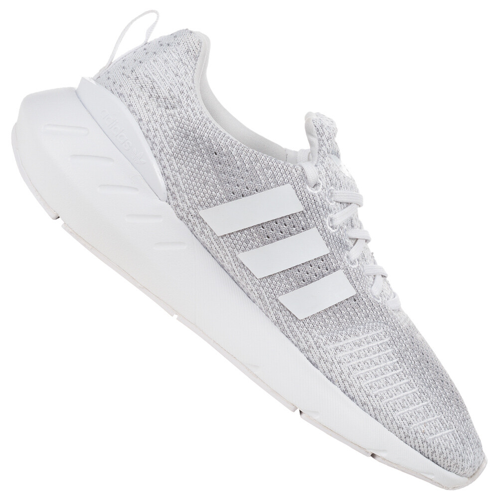 

Кроссовки унисекс Adidas Originals Swift Run 22