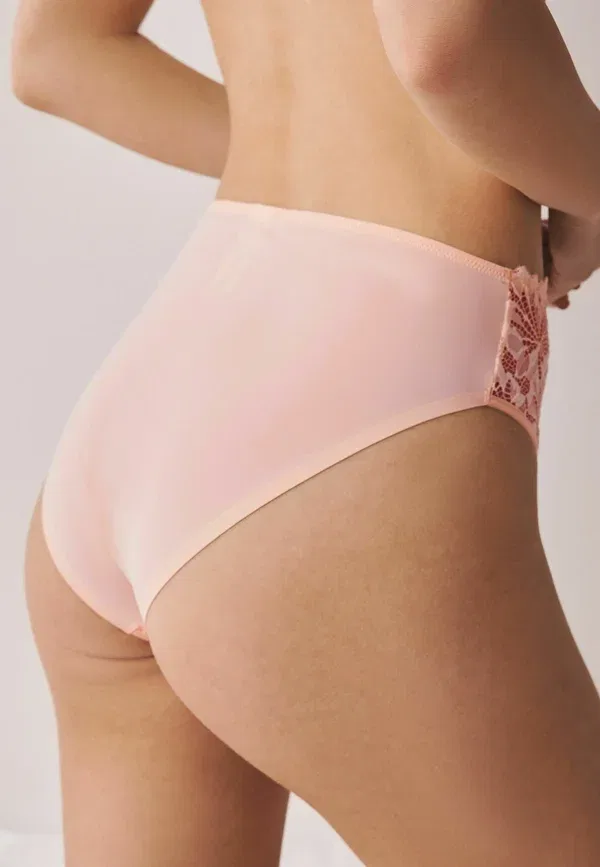 Трусы Next, High rise high leg fit lace front nvpl knickers 3 pack, кораллово-розовый, зеленый, кремовый