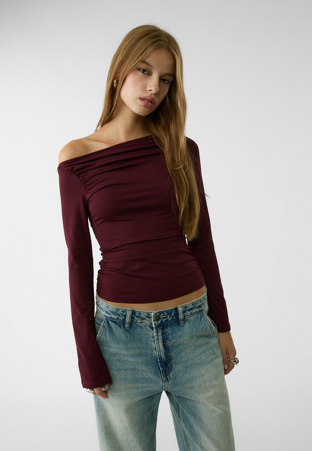 

Топ с длинными рукавами LONG SLEEVE WITH GATHERING Stradivarius, бордовый