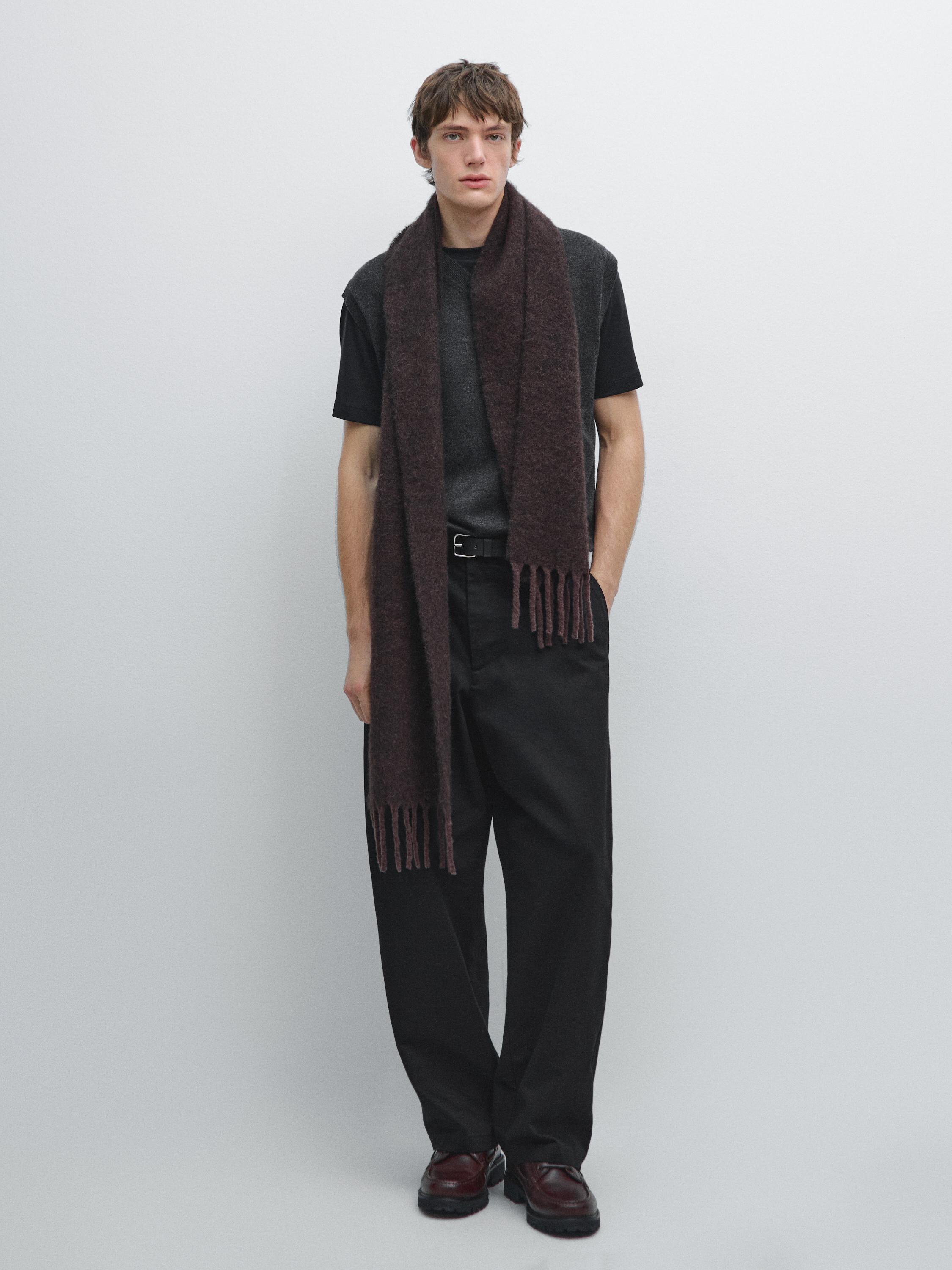 

Жилет с V-образным вырезом из смесовой шерсти Massimo Dutti, Charcoal