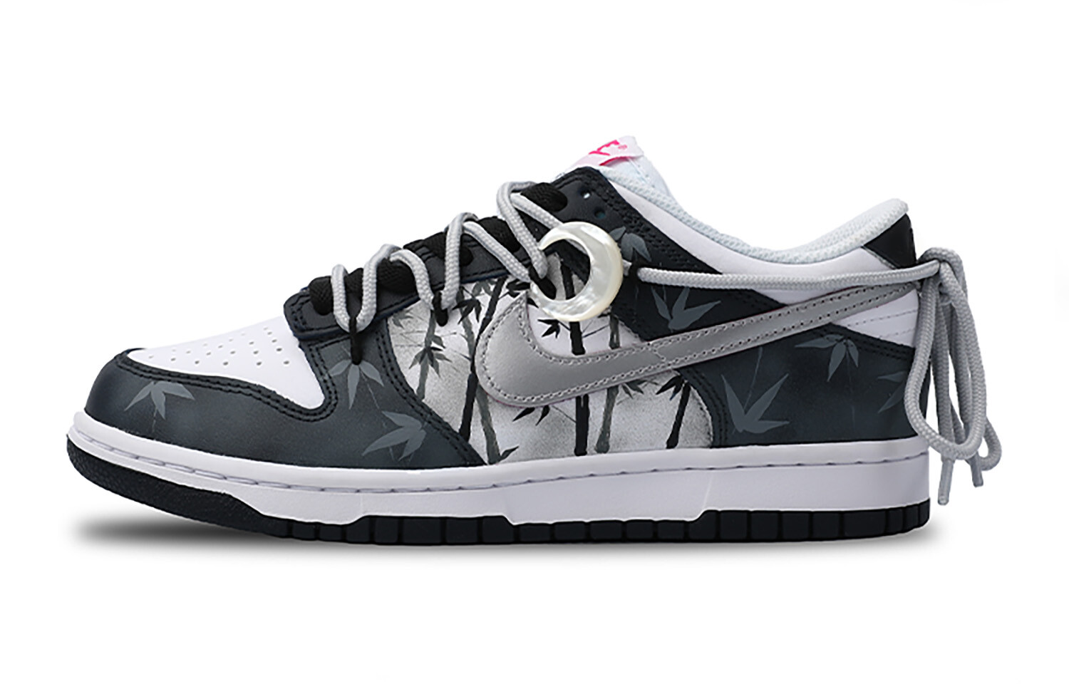

Кроссовки Nike Dunk Skateboarding Shoes Women's, черный