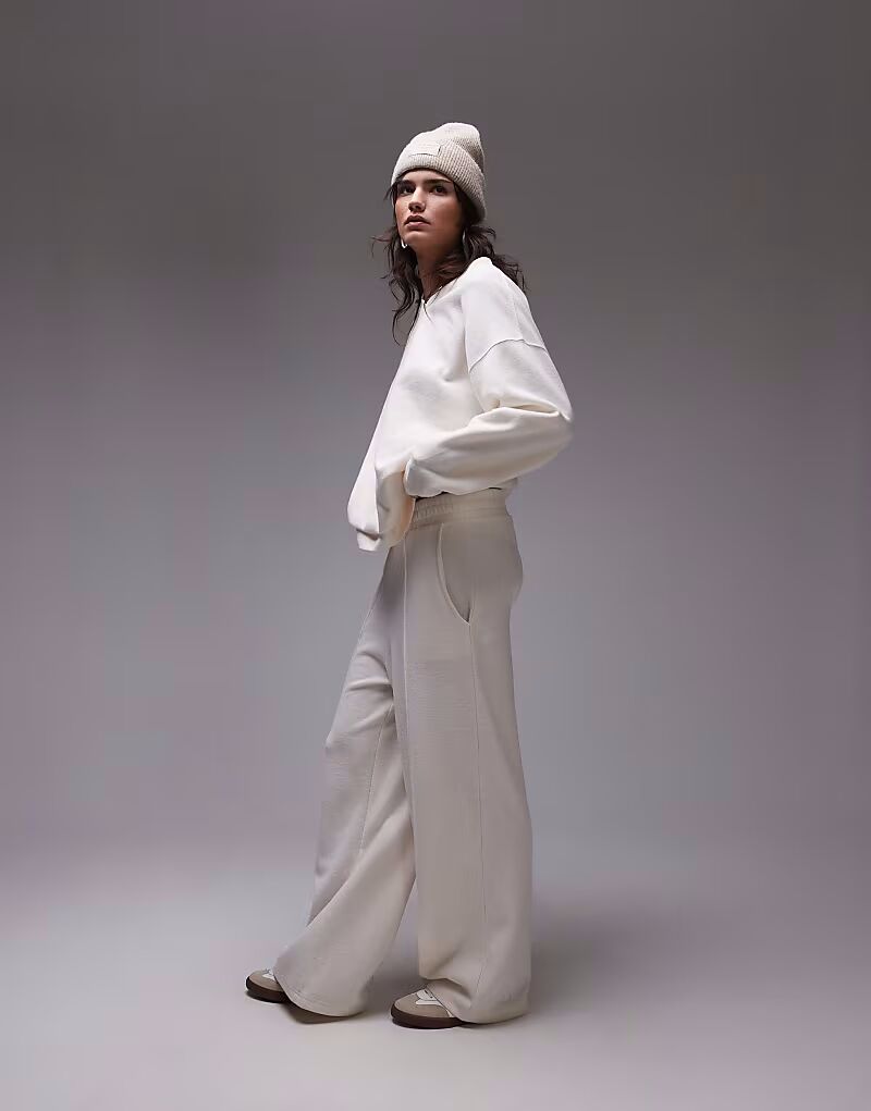 

Широкие брюки-джоггеры с начесом кремового цвета Topshop