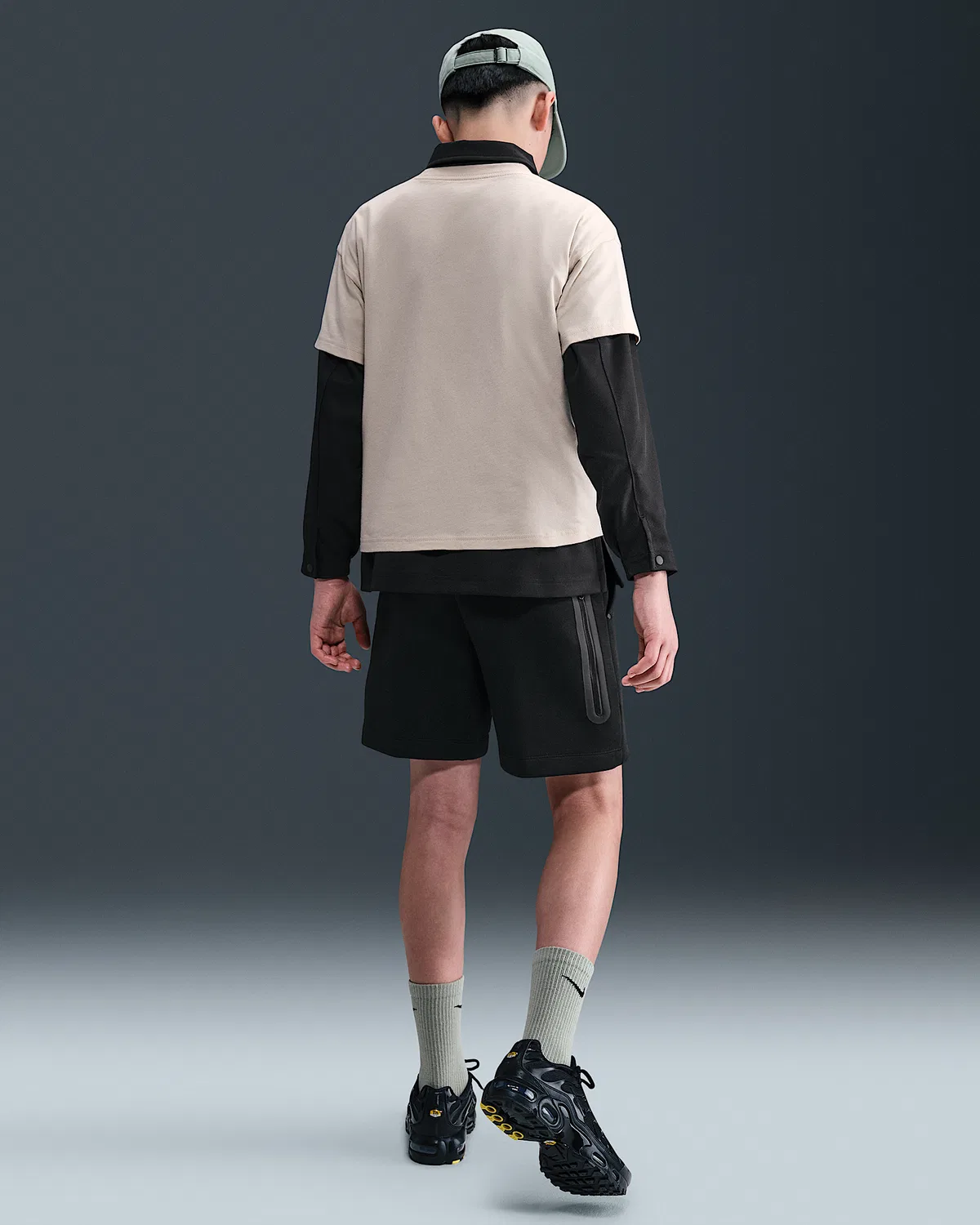 Детские шорты Nike Sportswear Tech Fleece для мальчиков, Black/Black — фото 4