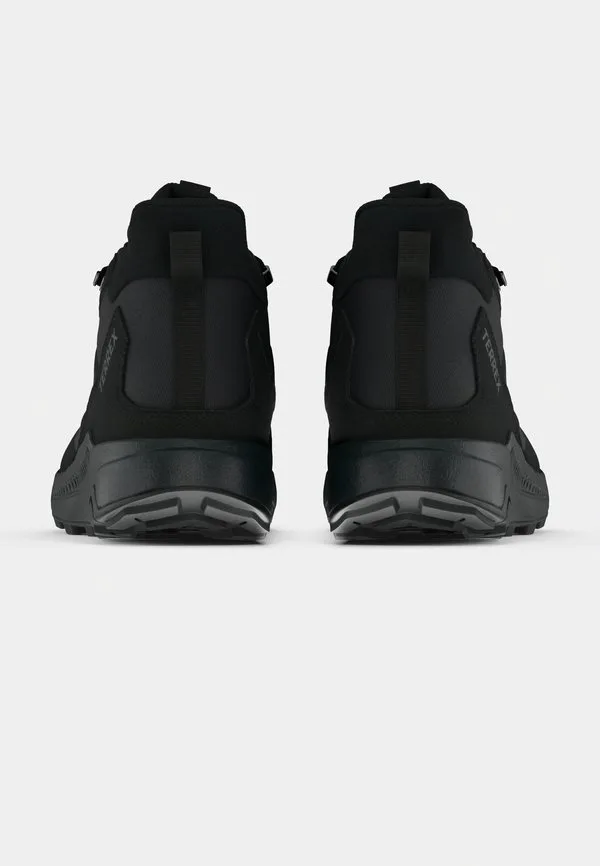 Походные ботинки anylander средней высоты Adidas Terrex, Core Black/Carbon/Grey Four — фото 4