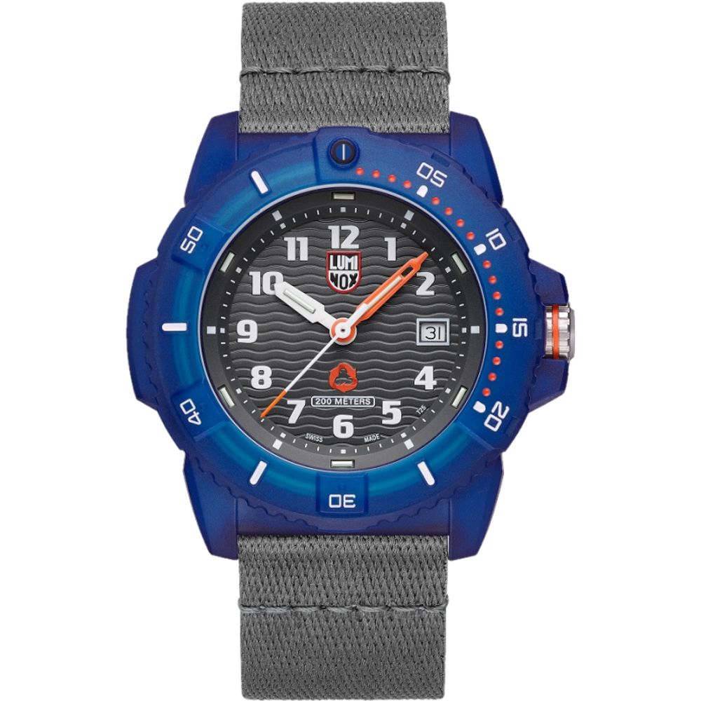 

Мужские часы Luminox Nylon, серый