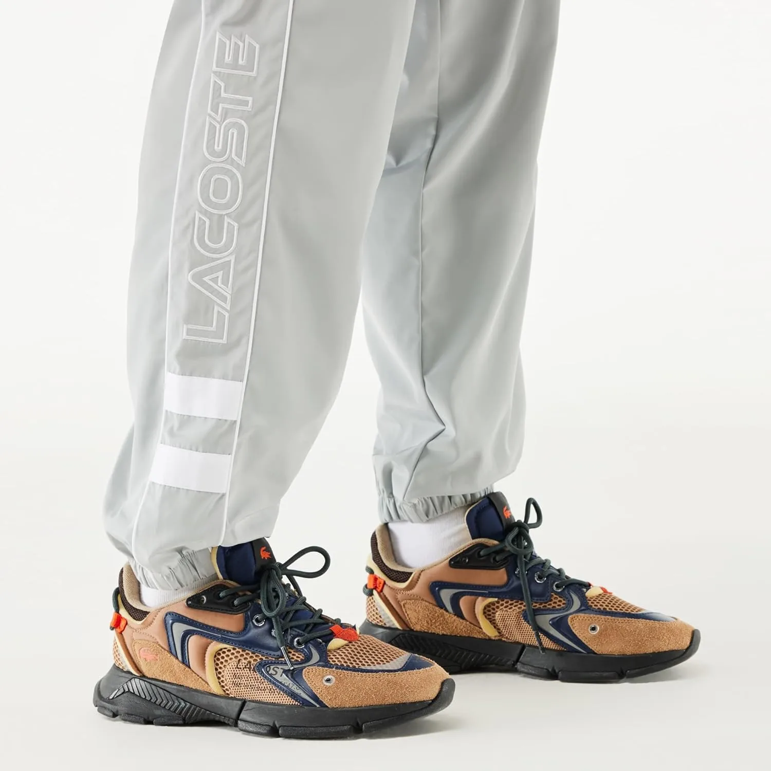 Мужские низкие кроссовки Lacoste L003 Neo 123 1 SMA, Мужская низкая обувь, черный/коричневый — фото 2
