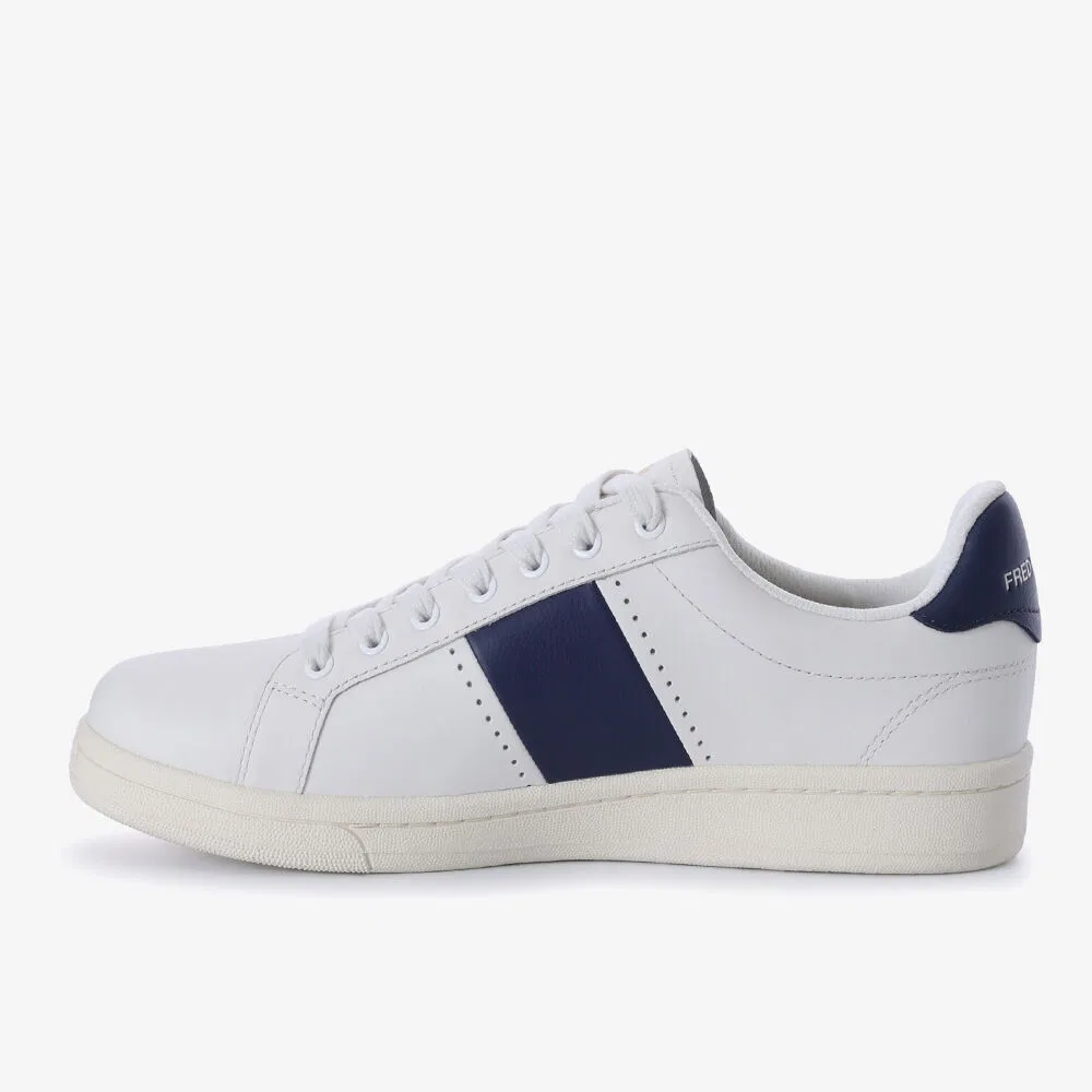 Мужские низкие кроссовки Fred Perry B721 из кожи белые — фото 2