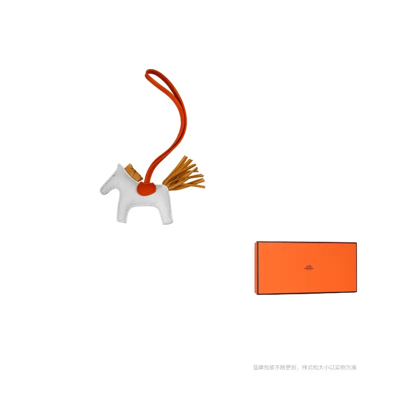 

HERMES Подвеска из овчины унисекс белая, White