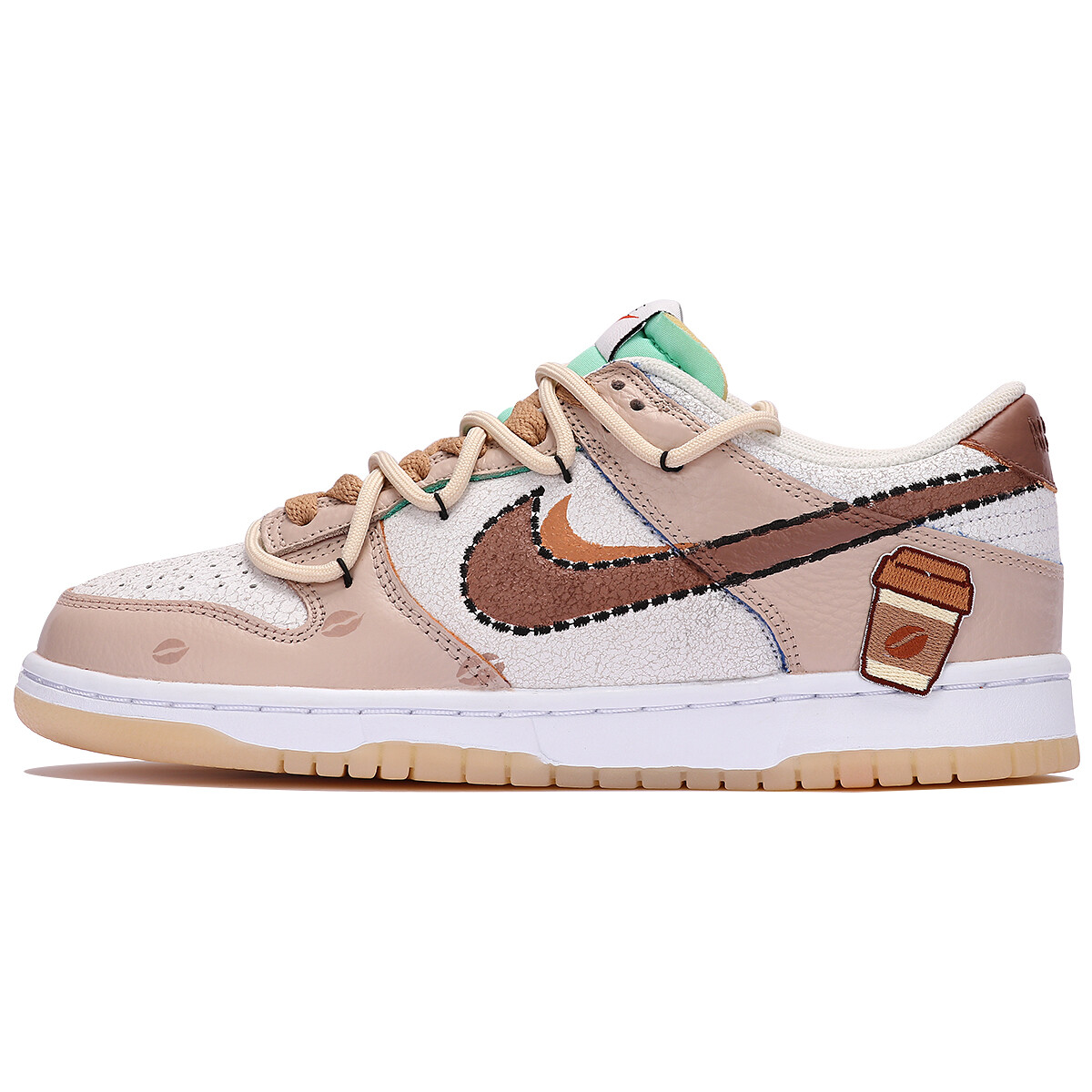 

Кроссовки Nike Dunk Skateboard Shoes Women's Low-Top Brown White, коричневый