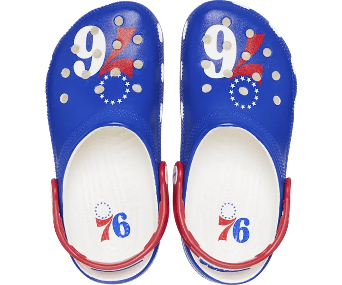 

Классические сабо NBA Philadelphia 76ers Crocs, белый