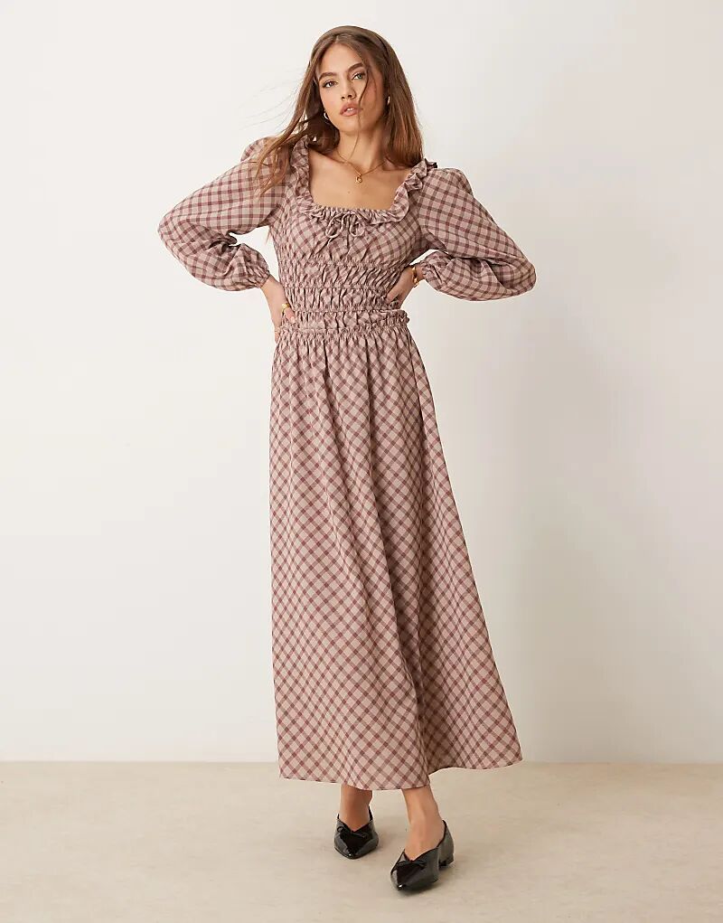 

Платье макси с завязками спереди, квадратным вырезом, объемными рукавами, сборками и бантом в красную клетку Glamorous