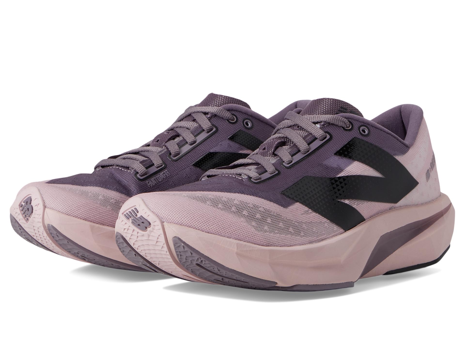 Кроссовки New Balance Fuelcell Rebel V4, Twilight Haze/Dark Ice Wine/Black