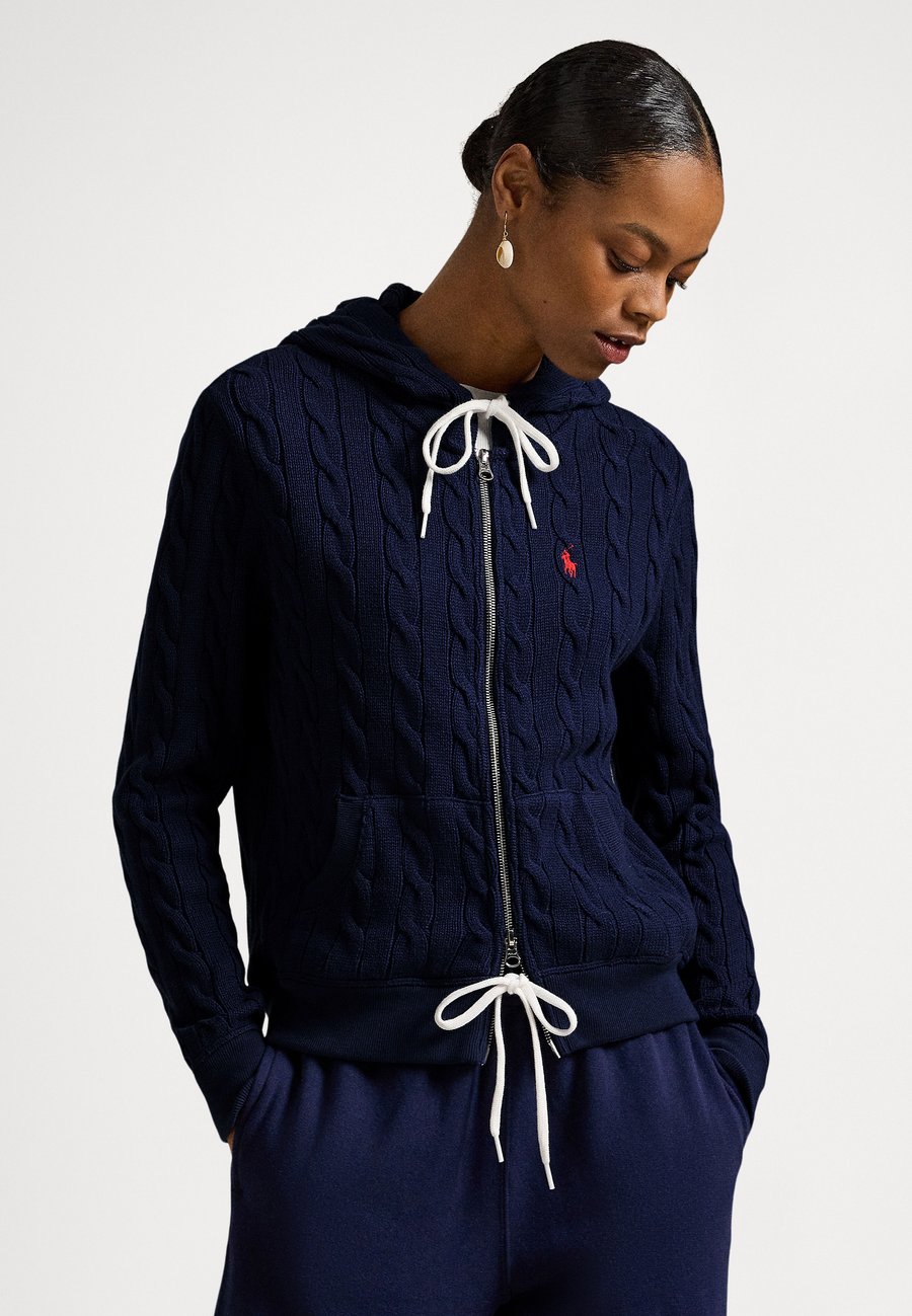 

Кардиган Polo Ralph Lauren CABLE KNIT COTTON FULL ZIP HOODIE, Newport Navy/Dark Blue