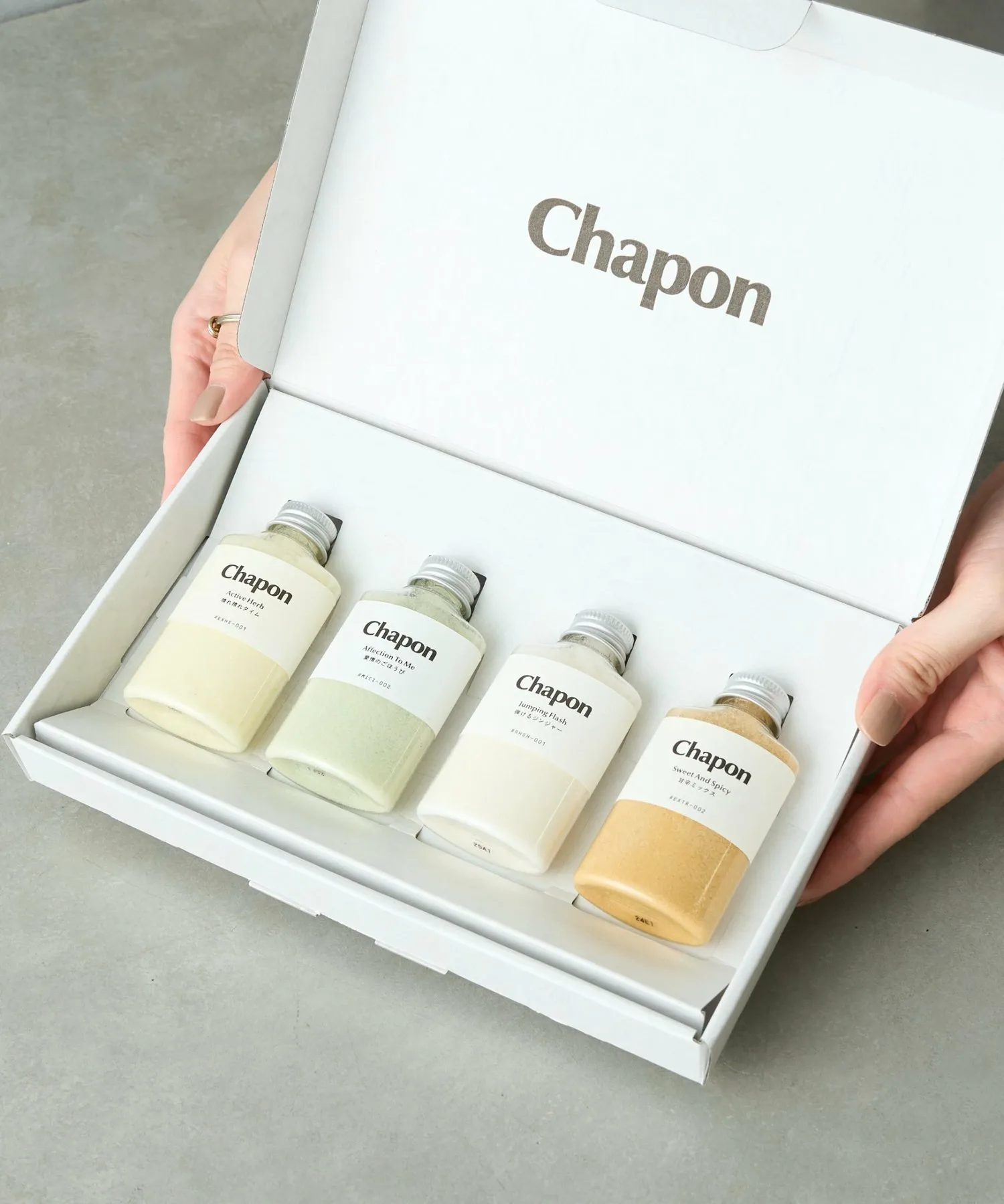 Ароматическая соль для ванны Chapon, набор из 4 штук Birthday Bar, White and other 6 — фото 4