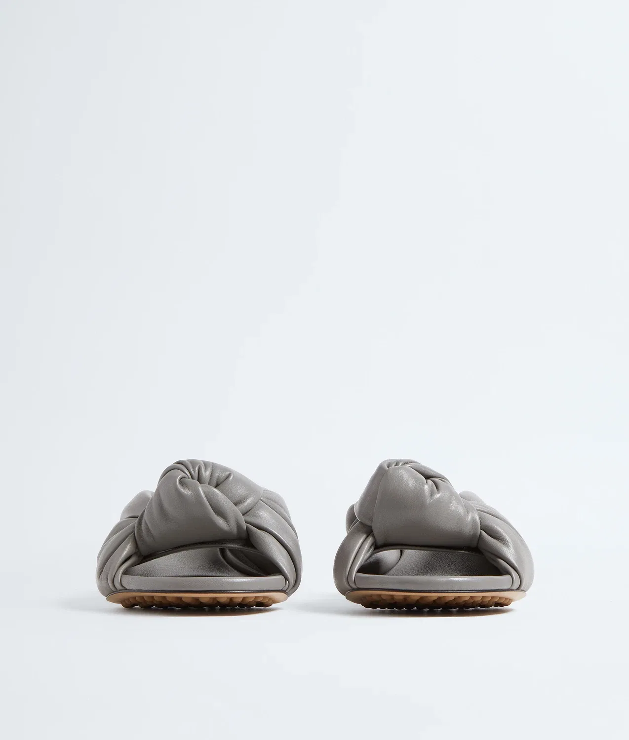 Вишневая мюль BOTTEGA VENETA, серый — фото 3