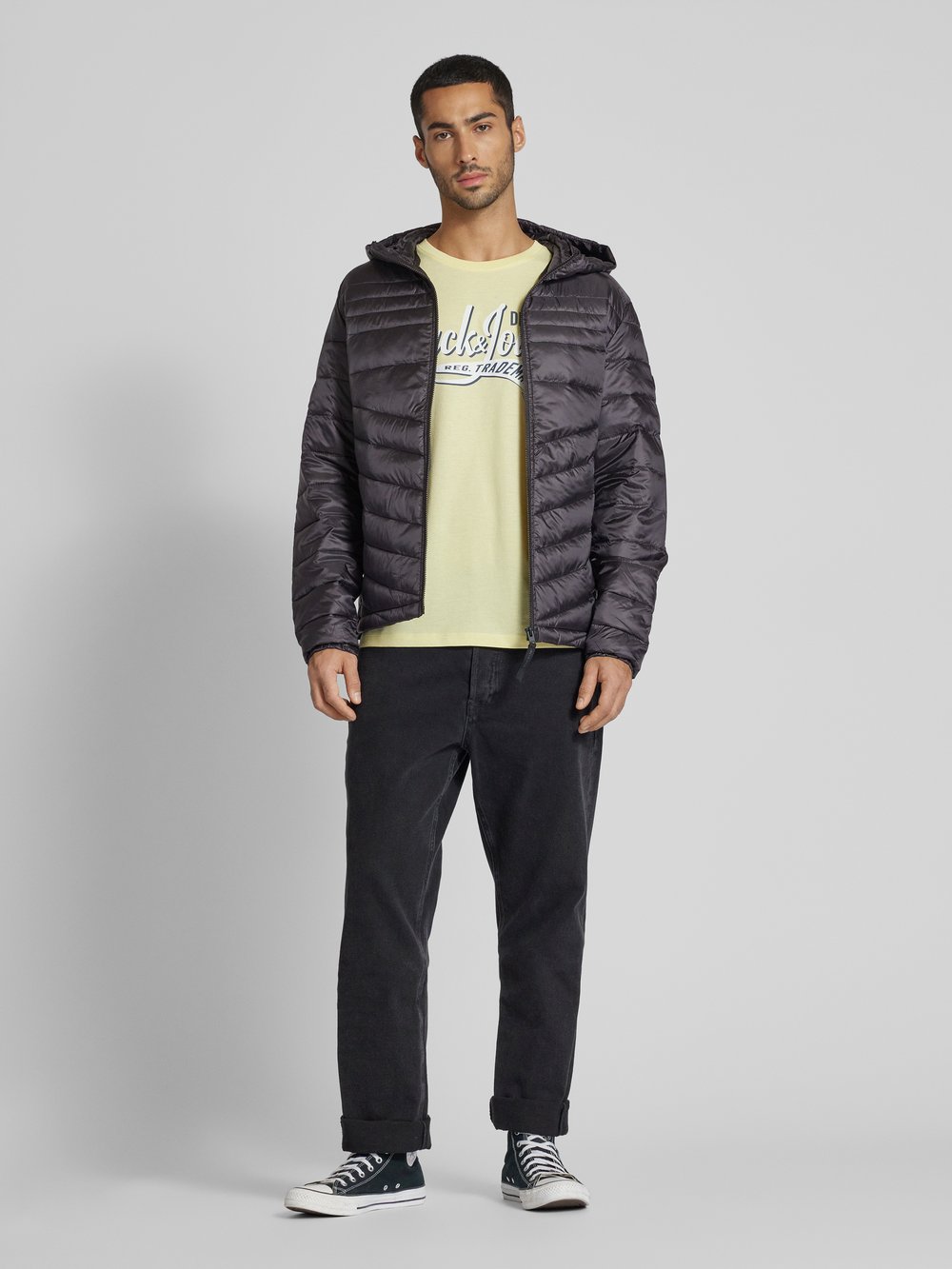 

Стеганая куртка с капюшоном модель 'EHERO' Jack & Jones, черный