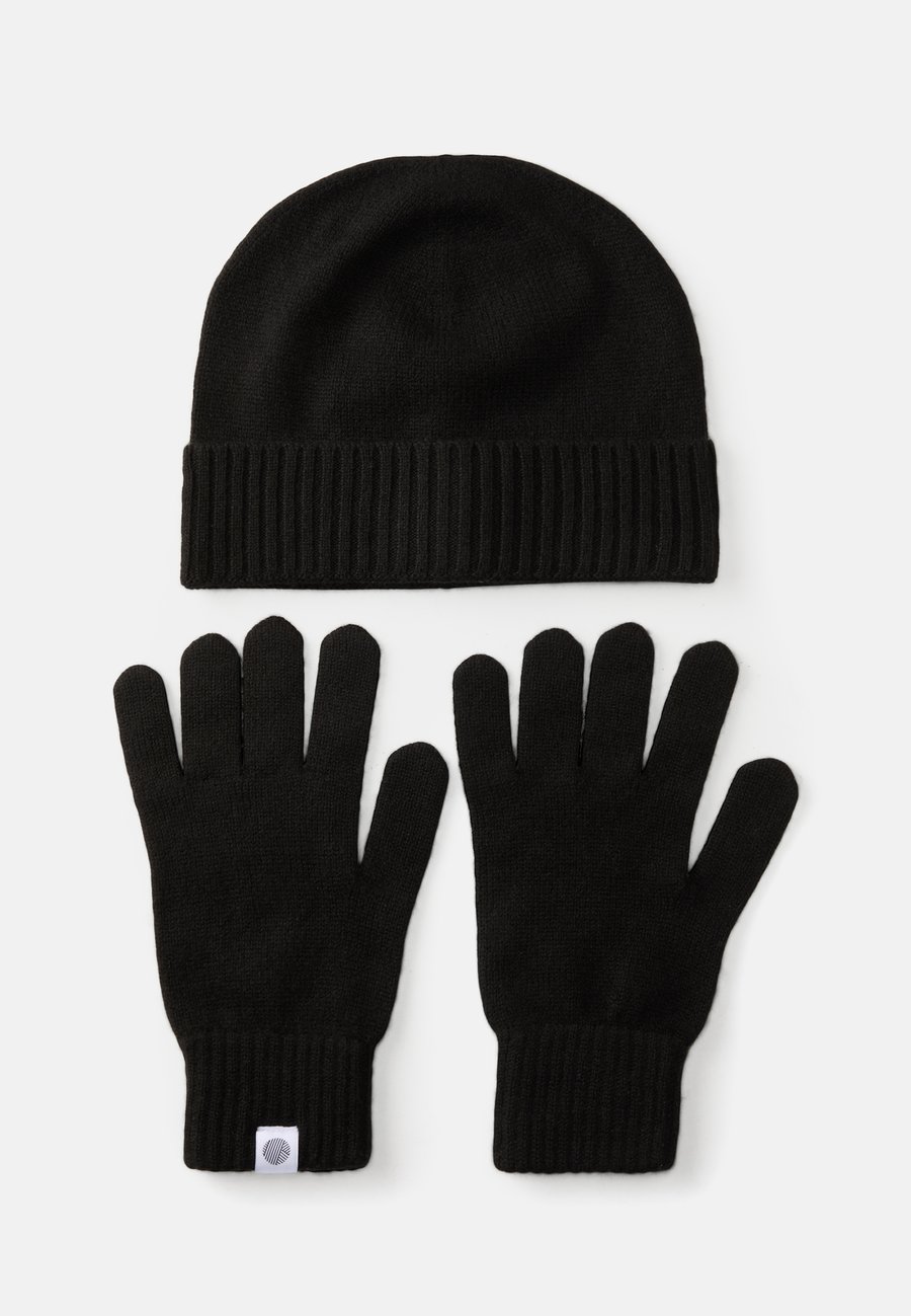 

Шапка KNITID ACCESSORY GIFT BOX UNISEX SET, Black
