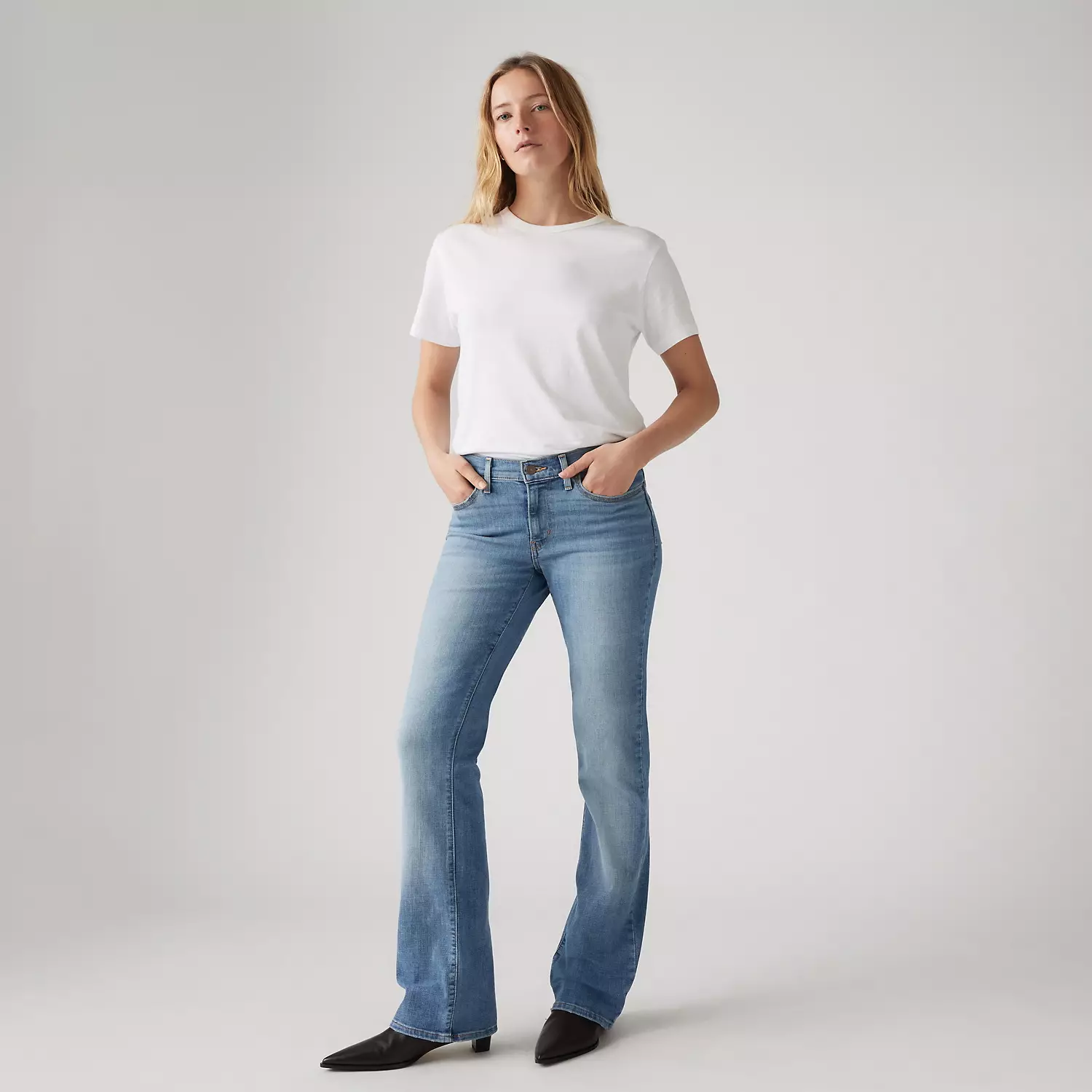 

Винтажные классические женские джинсы bootcut Levi's, цвет Stay Put - Medium Wash
