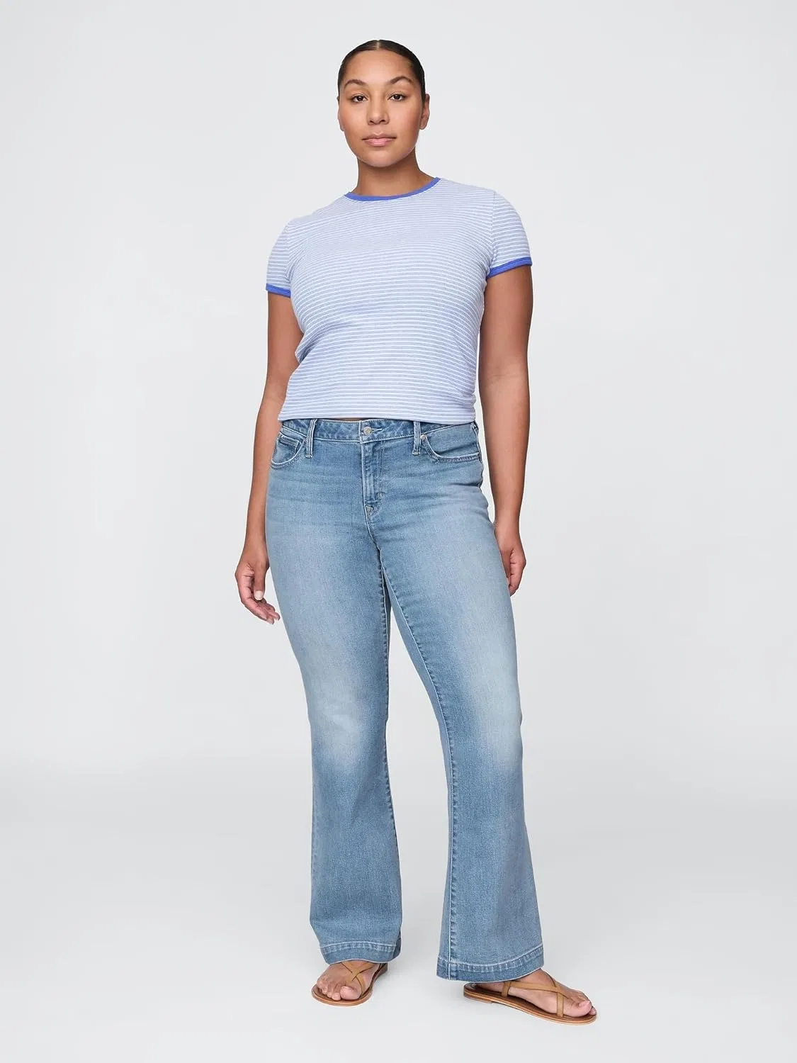 Джинсы Gap Women's Long and Lean Fit, светло-индиго — фото 4