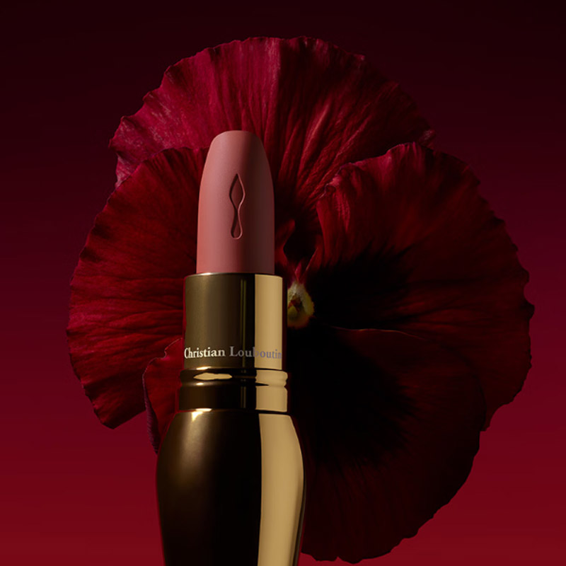 Christian Louboutin CL Golden Tube морковные срезы с увлажняющим и полирующим финишем помады питательные легко растушевываются стойкие 3,8 г — фото 4