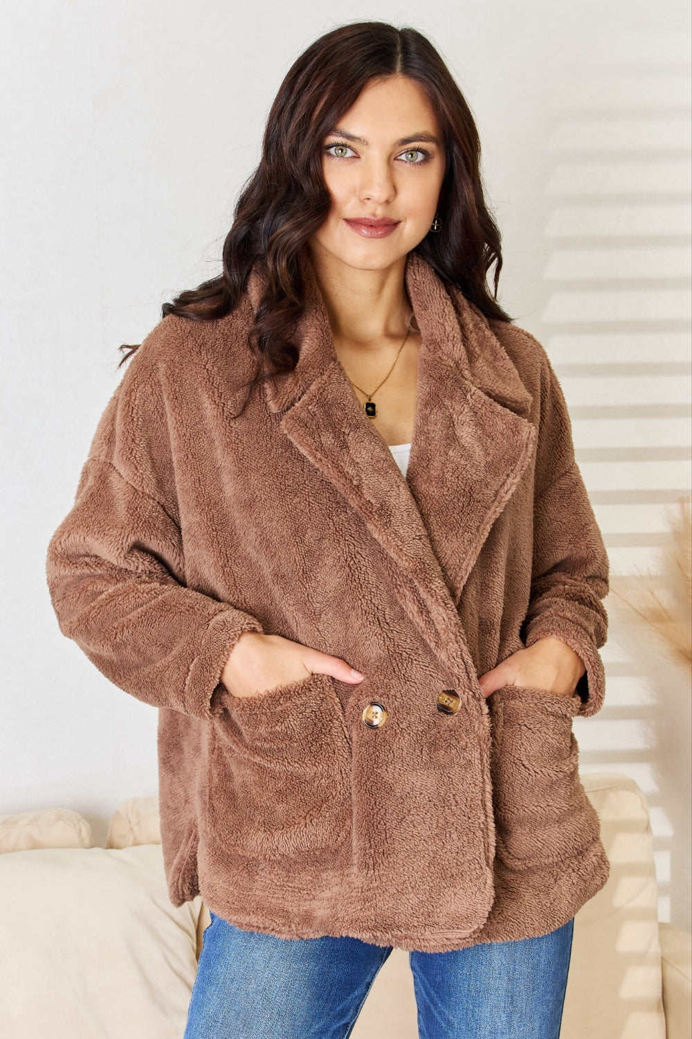

Двубортное пушистое пальто FASHNZFAB, цвет new taupe