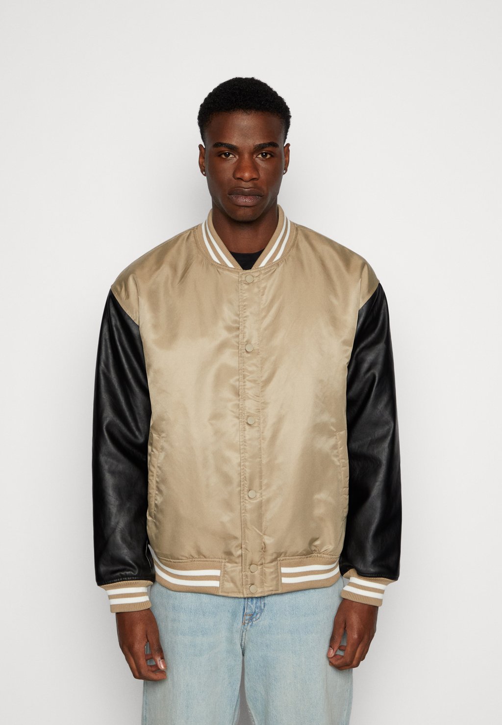 

Куртка-бомбер ONSCHRIS VARSITY JACKET Only & Sons, песочный