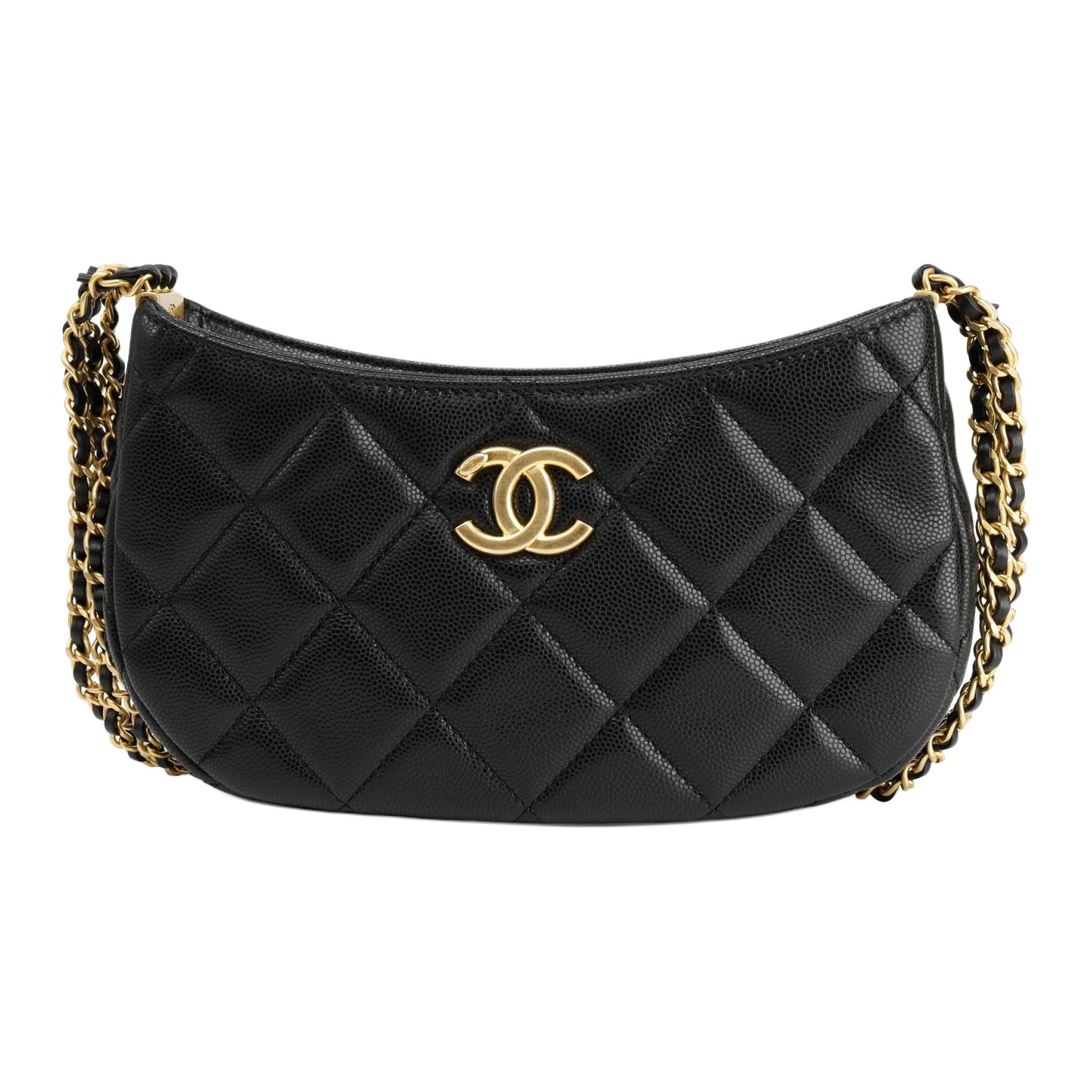 

CHANEL Кожаная женская сумка через плечо черного цвета