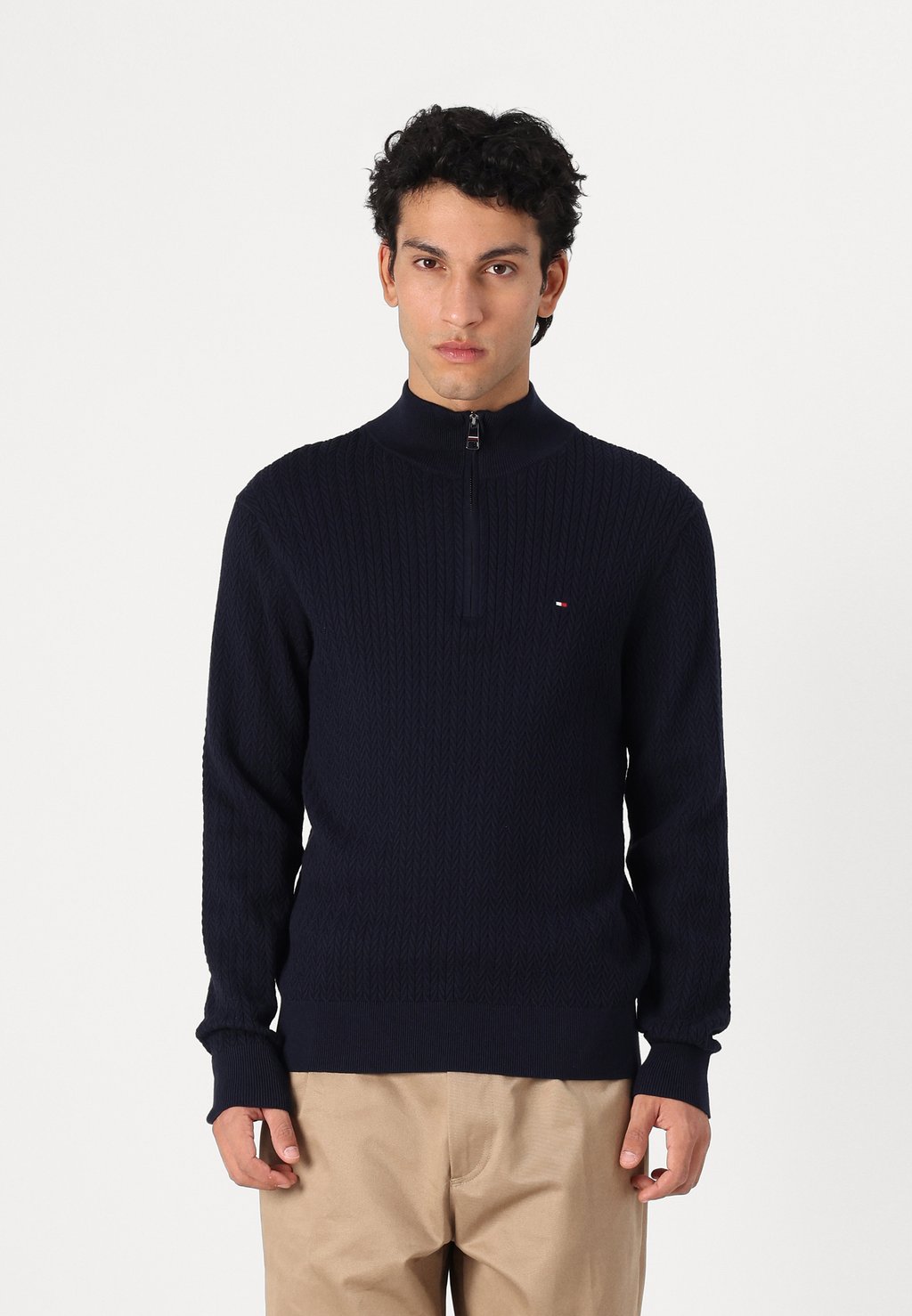 

Джемпер ESSENTIAL Tommy Hilfiger, черный
