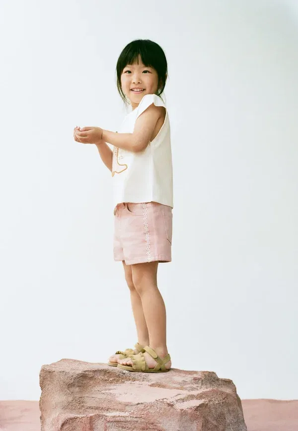 Детские джинсовые шорты Mango Kids, розовый