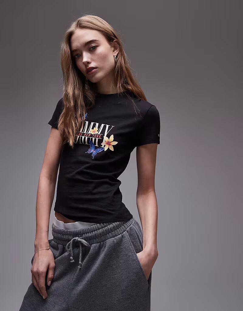 

Футболка с принтом Tommy Jeans для малышей черного цвета