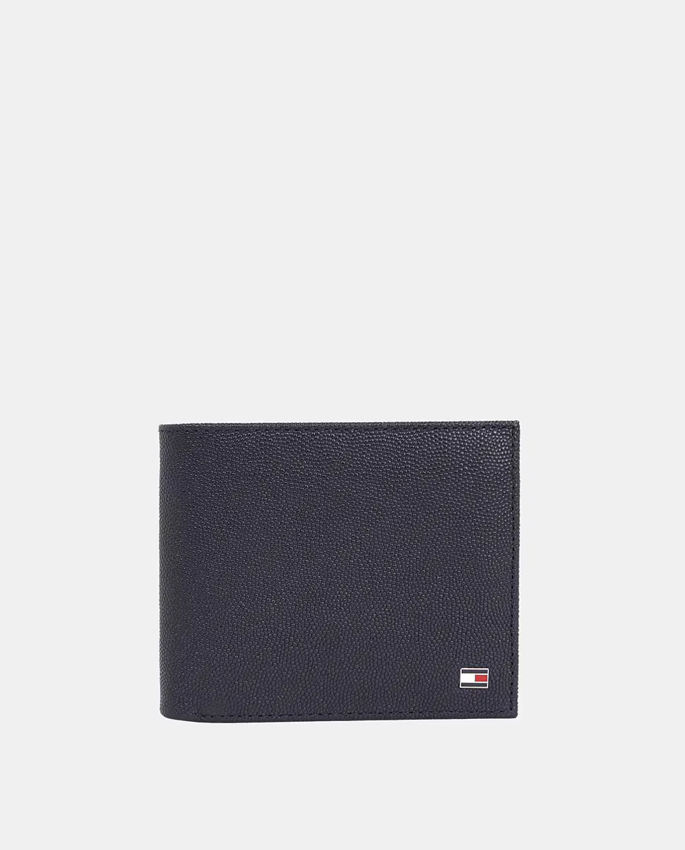 

Средняя мужская кожаная сумка с металлической пластиной спереди Tommy Hilfiger, синий