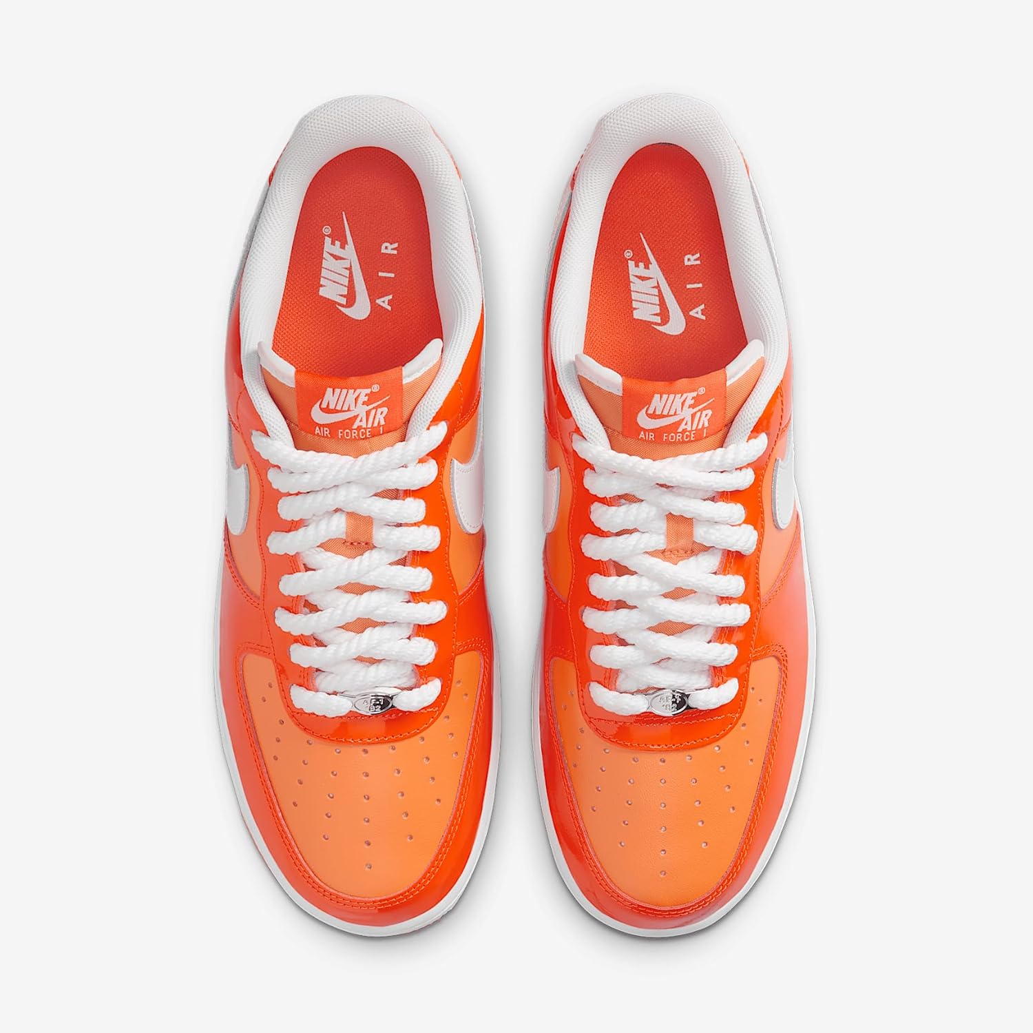 Мужские кроссовки Nike Air Force 1 '07 LV8, белый/оранжевый — фото 4
