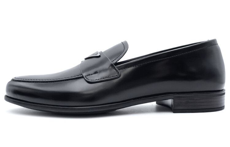 

Prada Мужские модельные туфли Prada Saffiano