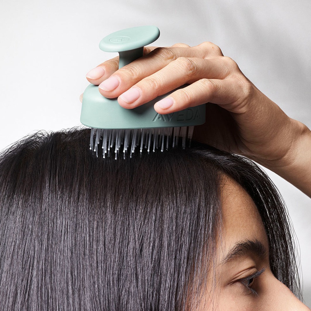 Расческа scalp solutions stimulating scalp massager Aveda, количество 1 шт. — фото 3