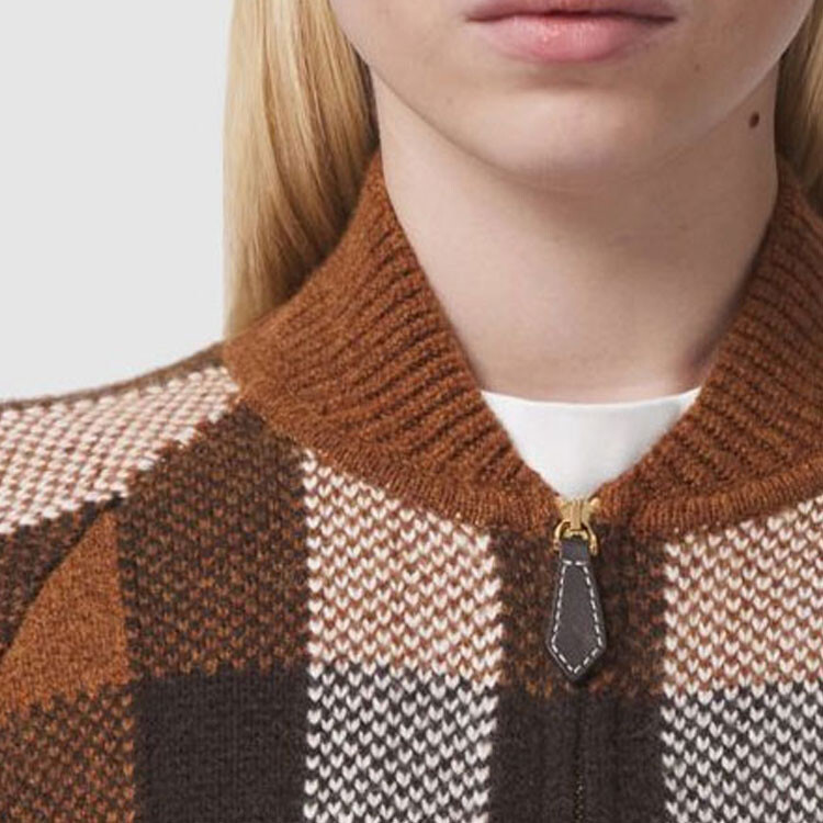 Burberry Женская куртка, цвет Brown — фото 4